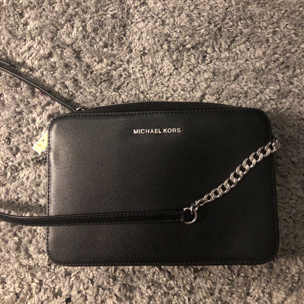 michael kors black crossbody with silver hardware